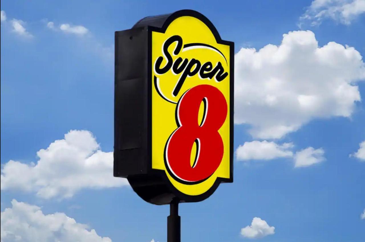 Super 8 By Wyndham Fort Worth Entertainment District Dış mekan fotoğraf